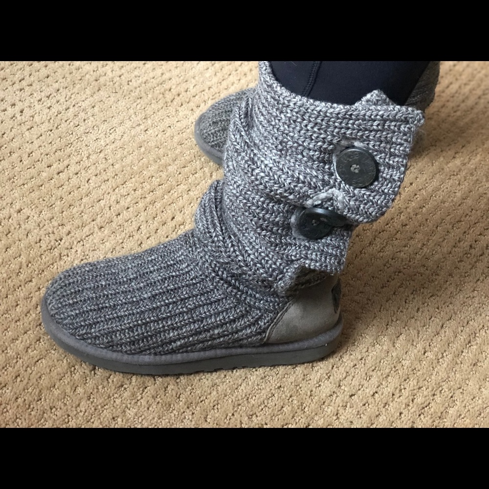 Grey knit Uggs